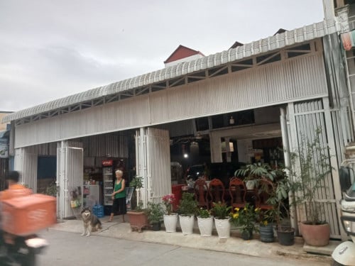 🏠 ផ្ទះជួលនៅផ្សារដេីមថ្កូវ/House for Rent in daem thkov market