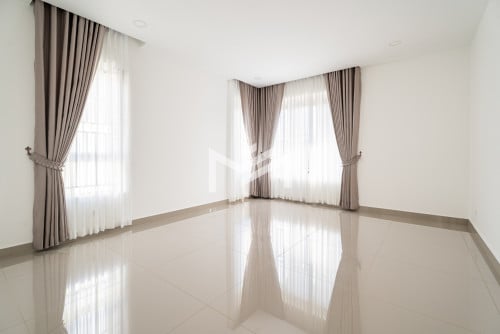 Chip Mong Land, Park Land 6A-Villa Queen A For Sale