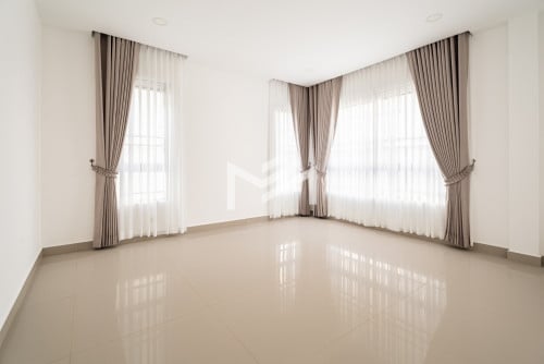 Chip Mong Land, Park Land 6A-Villa Queen A For Sale