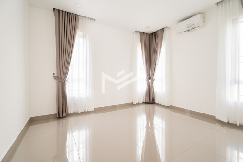 Chip Mong Land, Park Land 6A-Villa Queen A For Sale