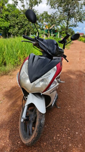 Honda Airblade 2012 Very special price with good sale in SR, លក់ អ៊ែរប្លេក 2012 ក្រុងសៀមរាប