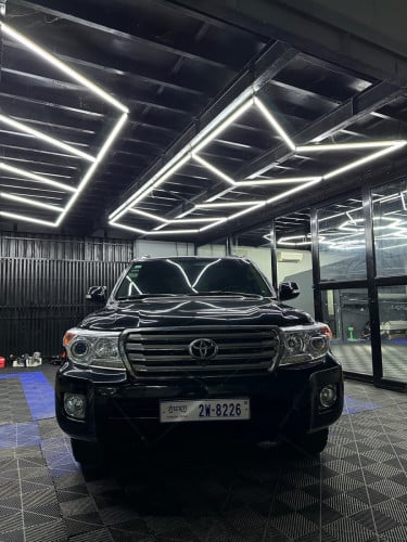 LANDCRUISER FOR SALE