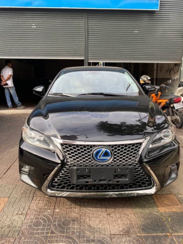 Lexus CT200h 2011 ក្រដាសពន្ធថ្មី