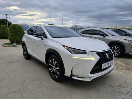 Lexus Nx200t [F_Sport] 4ប៉ូតុង ប៉ុង2