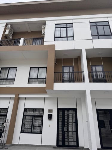 Link Villa for rent at Borey Cheri