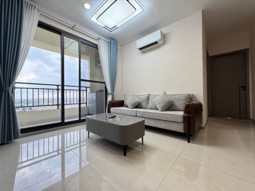Luxury Condo 2-BR for rent 60m Road