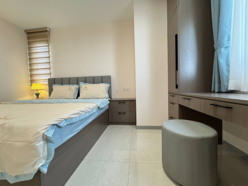 Luxury Condo 2-BR for rent 60m Road