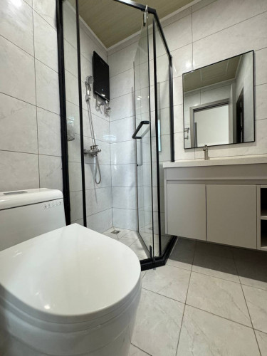 Luxury Condo 2-BR for rent 60m Road