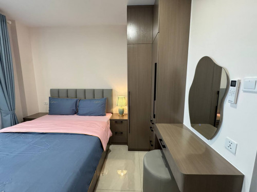 Luxury Condo 2-BR for rent 60m Road