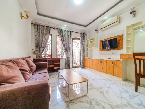 Modern Studio room types by Western Decoration for rent in Daun Penh