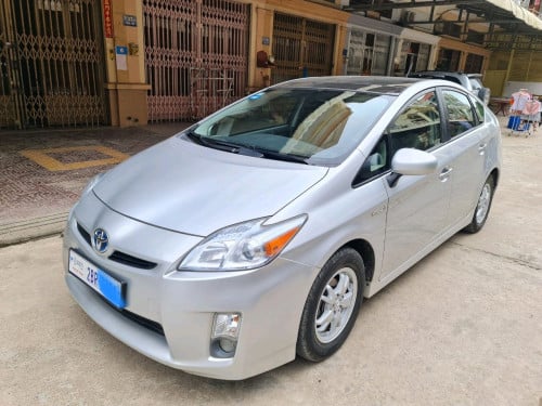Prius010 Solar opt4 2BR-77xx