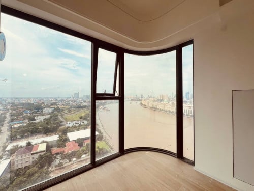 River View Condominium in Front Diamond Island