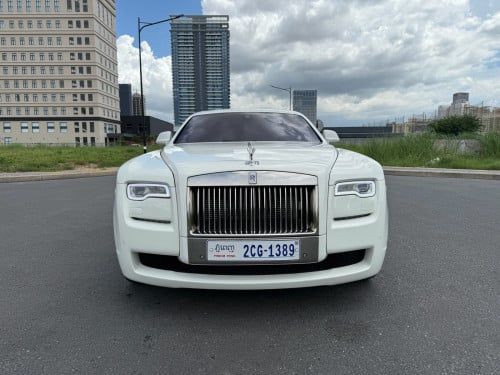 Rolls Royce Ghost II 2013 very new very clean