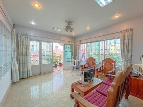 Spacious 1 bed for rent in Boeng Tompun