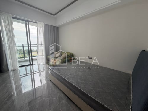 Studio with Balcony for Rent