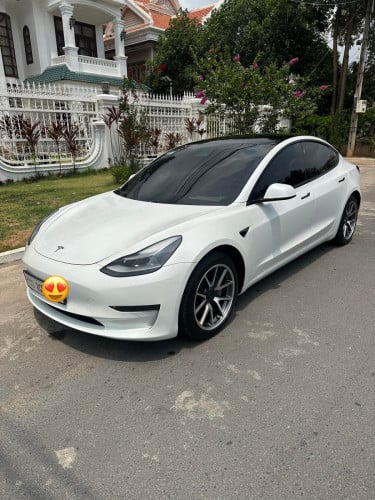 Tesla Model 3 2021 ម៉ូទ័រ​2