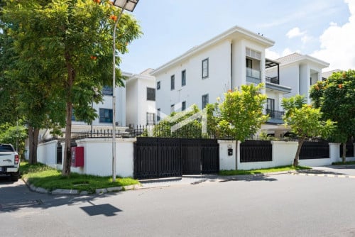 Villa For Rent- Aeon 3& New International Airport