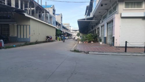 ផ្ទះជួលចាក់អង្រែក្រោម