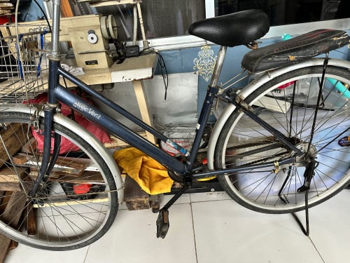 លក់កង់ជប៉ុនរង្វង់ធំ