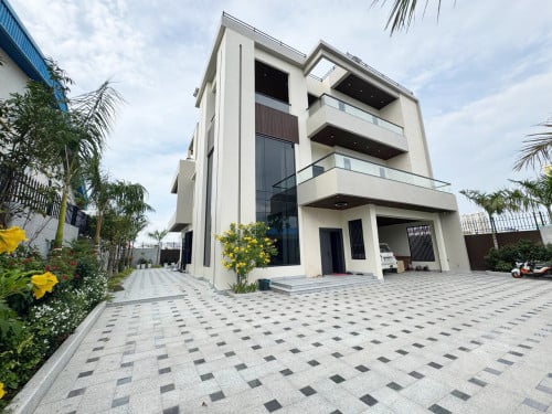 𝐕𝐢𝐥𝐥𝐚 បែបទំនើបមានអាងហែលទឹកលក់ - ខណ្ឌសែនសុខ