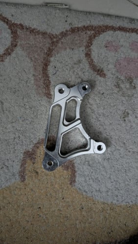 ជើង Caliper