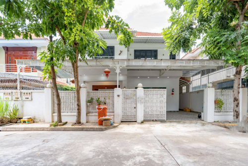 វីឡាទោលសម្រាប់ជួល | Single Villa for Rent