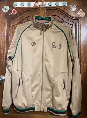 អាវក្បាលគីបស្អាត រូបស្លឹកឈើផុសចេញមកក្រៅ❤️