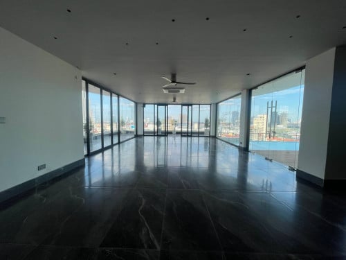 📊 Office Space in Grade  Building for rent【写字楼出租】TK大道附近 写字楼内办公室出租 | R1498