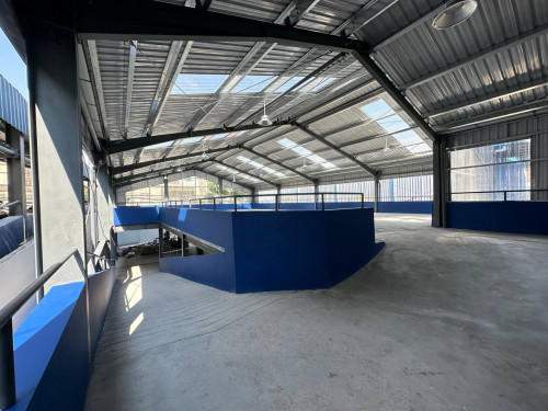 2 Stories Commercial Warehouse for Rent