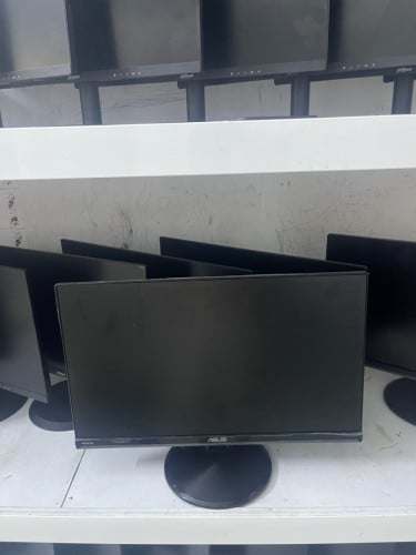 4x$ 22inch FHD អត់គេម