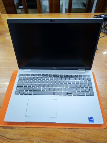 Dell Precision 3560 i7-1185G7/16GB/M.2 512GB/15.6 Touch Screen/ Win11 Pro Licensed.