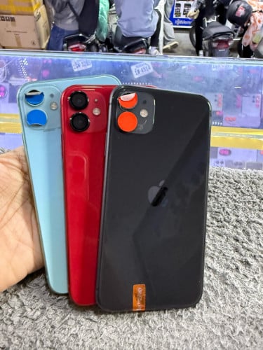 IPhone 11 64G LL/A ហ្សុីនសំណុំ មានឆ្នាំងសាក