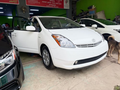 Prius 07 Full (ឡាននៅថ្មី)