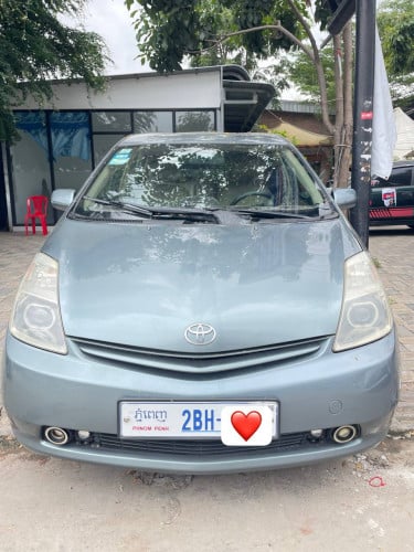 Pruis 04 Full Option ឡានស្អាត