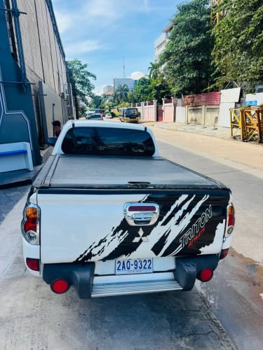 Triton 2013 លេខអូតូ សំនំសុីន ម៉ាសុីនអេម