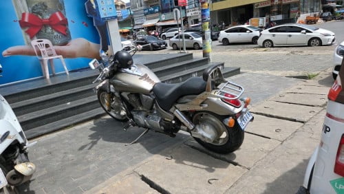 HONDA VTX1300 2009