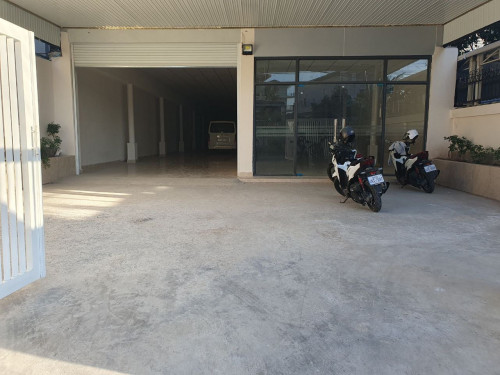 Warehouse office For rent in Sensok