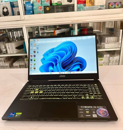 លក់កុំព្យូទ័រ១ទឹកស្អាត