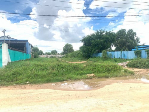 ដីលក់បន្ទាន់​ ច្រាំងចំរេះ១​ ឬស្សីកែវ​ ភ្នំពេញ​