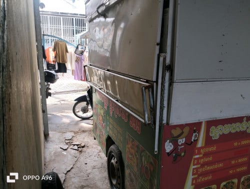 លក់រម៉កនឹងម៉ូតូបន្ទាន់លុយ