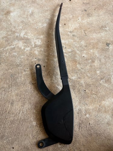 ផ្លិតទឹក ព្រូស 04-09