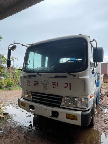 ឡានស្ទួចឃ្លាំង05សុីន ដង700