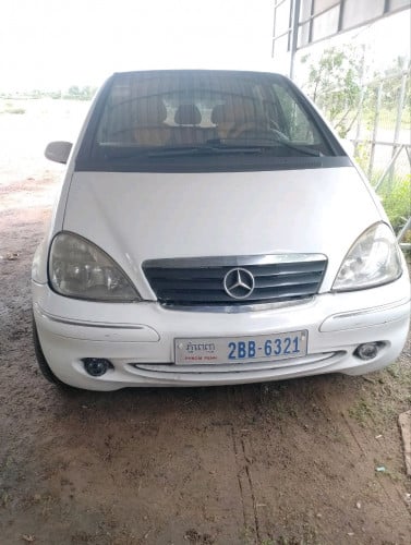 ឡានលក់ឆ្នាំ ផលិត2000 ម៉ាសូត 4 ម៉ាសុីន