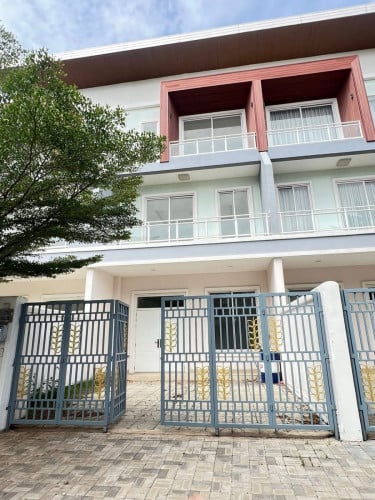 វីឡាលក់បន្ទាន់ អរគីដែរ6អា