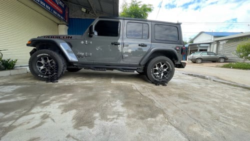 លក់រ៉ូស័រ លើកកំពស់ឡានjeep១ទឹកជាប់ឡានមកusa1ឈុត