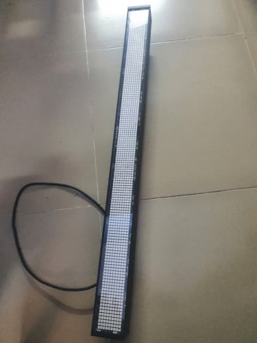 ភ្លេីង RGB = LED ( មានពណ៌ច្រេីន សារ៉េលោតភ្លេីងតាមចិត្ត )