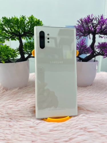 ស្តុកថ្មី SAMSUNG GALAXY NOTE10PLUS 5G