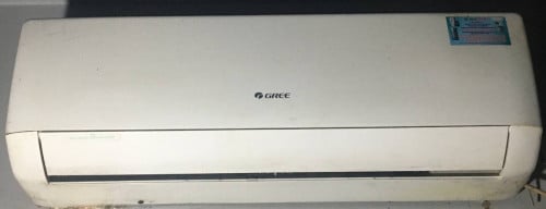 gree 1hp នៅថ្មីប្រេីបានធម្មតា