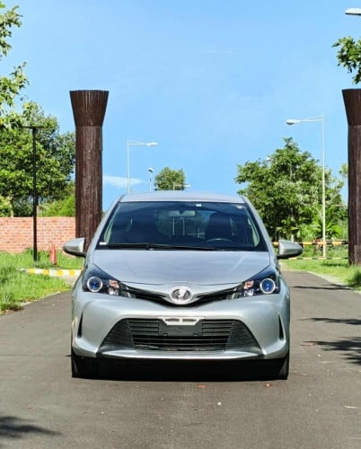 Toyota Vizt 014/(ក្រដាស់ពន្ធថ្មី)សៀមរាប
