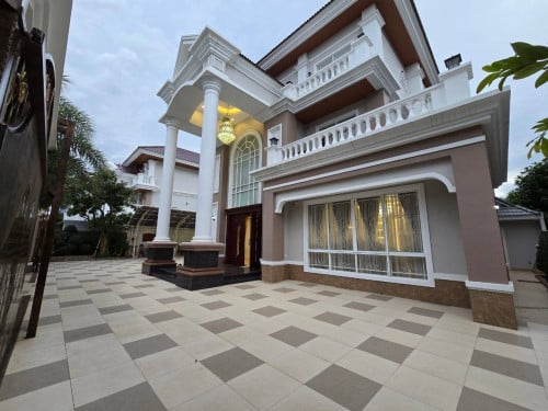 Villa for RENT! • Location: Borey PH Boueng Snor.